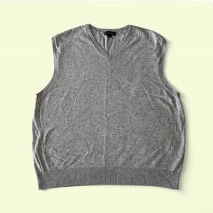 Lands' End Men's V-Neck Gray Sweater Vest